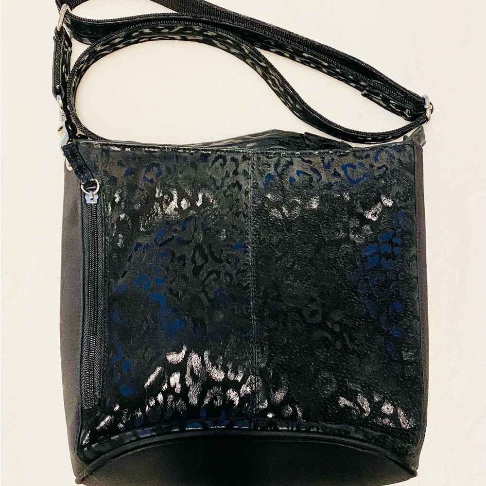 Gun Tote’n Mamas Conceal Carry Shoulder Bag/Crossbody Purse cheetah print